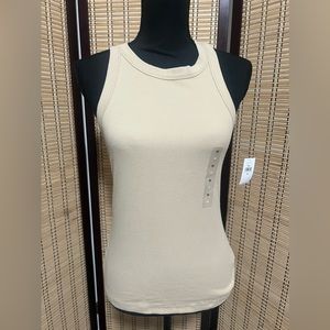 Gap tank top.          98